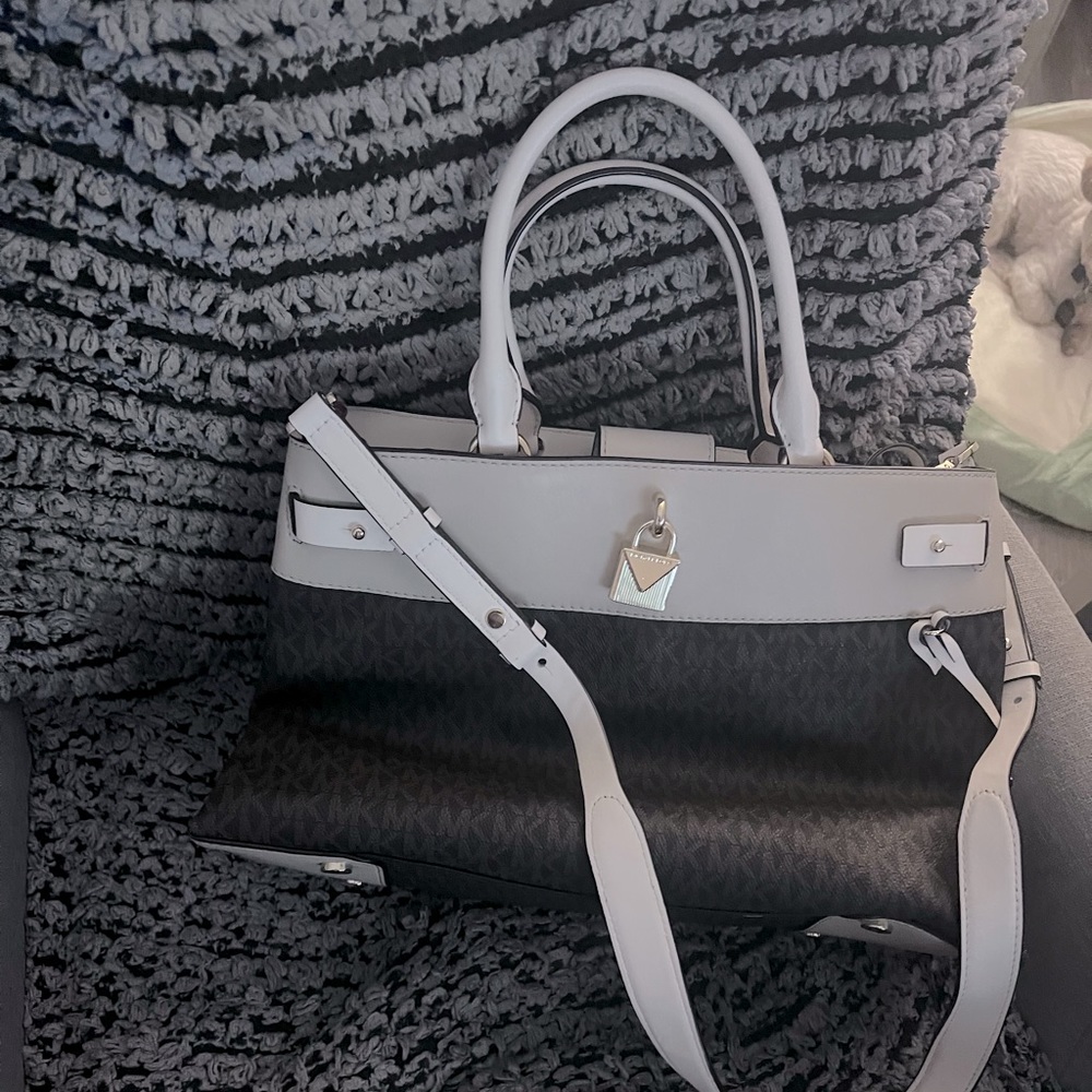 AUTHENTIC Michael Kors handbag.